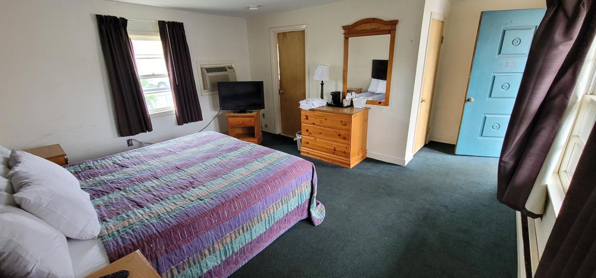 Town & Country Inn Сийконк Екстериор снимка