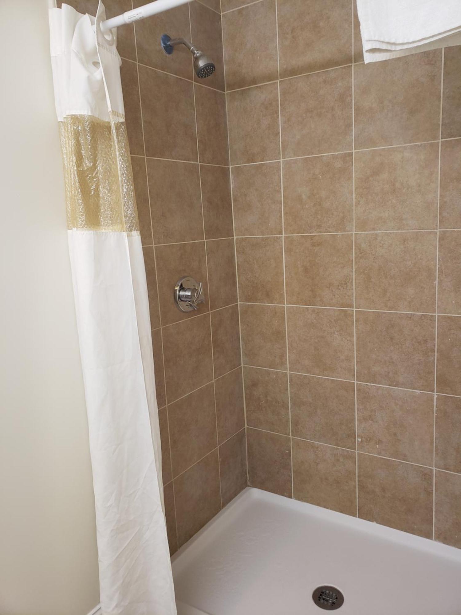 Town & Country Inn Сийконк Екстериор снимка